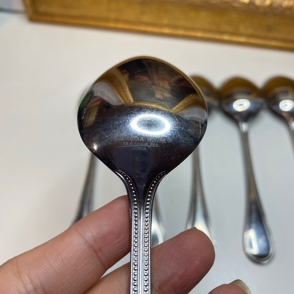6 Towle Georgian House Bateman Stainless 18/8 Soup Spoon Japan - Picture 7 of 10